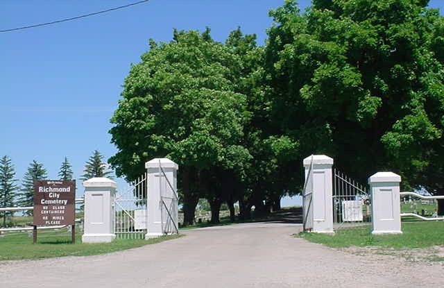 Richmond Cemetery main entrance